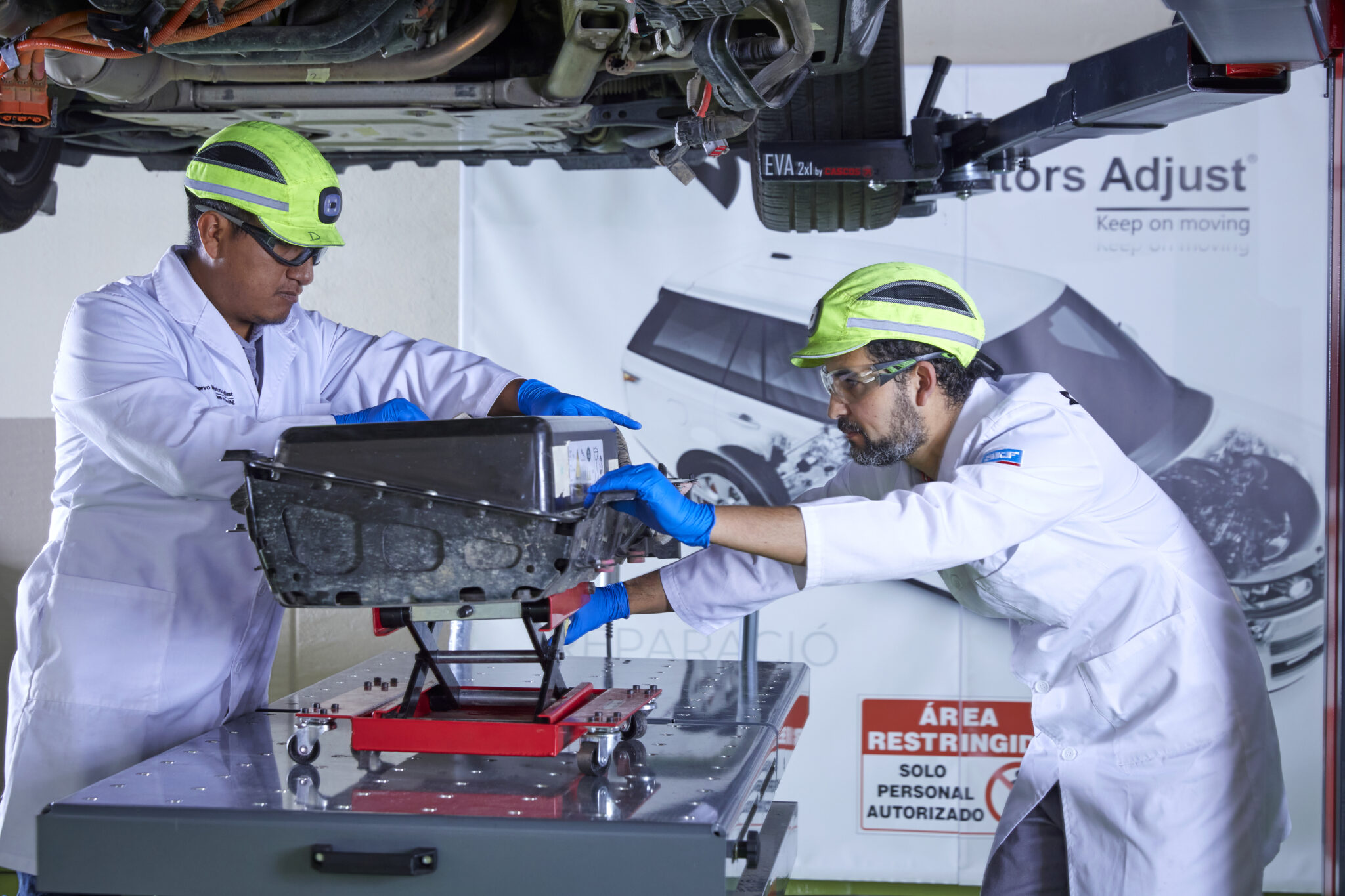 Servo Motors Adjust Range Rover hybrid Battery Repair